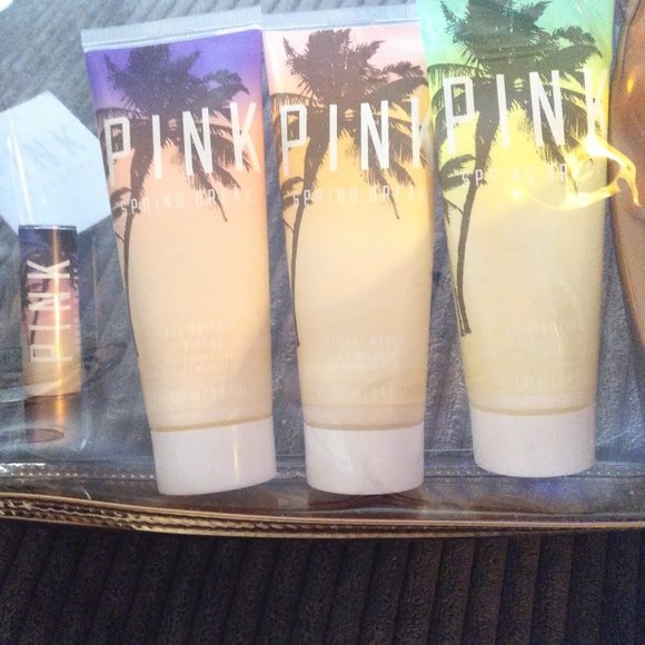 RARE NWT spring break set!
